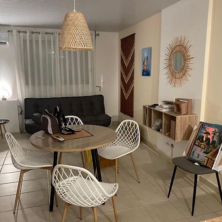 Cosy T3 Au Coeur De Sainte Anne Apartman Kültér fotó