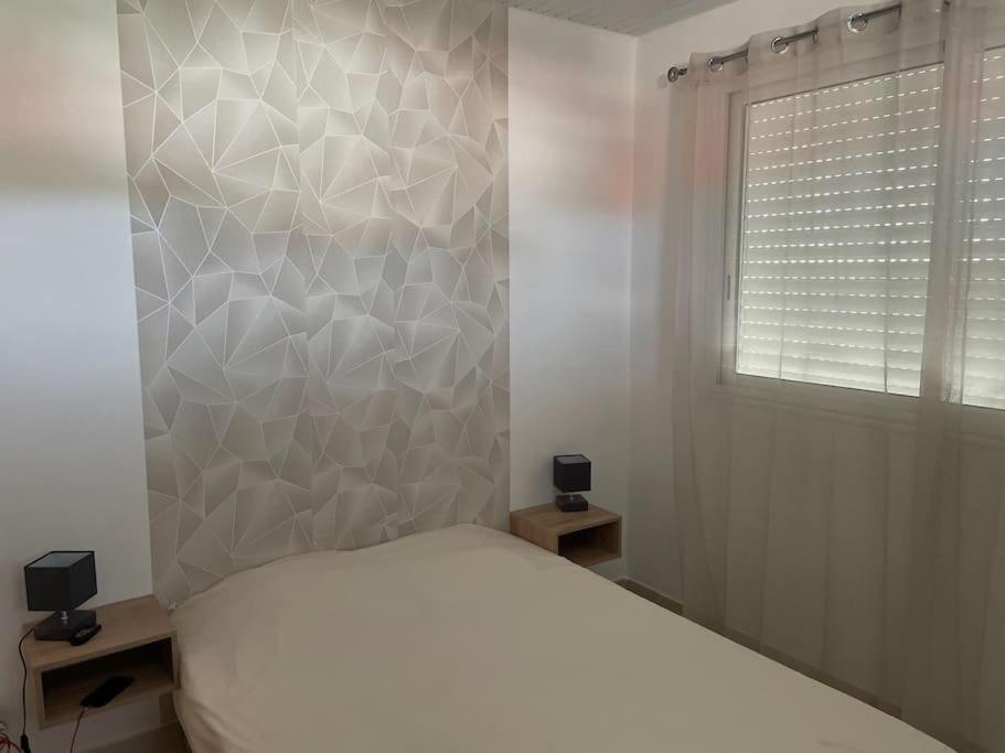 Cosy T3 Au Coeur De Sainte Anne Apartman Kültér fotó