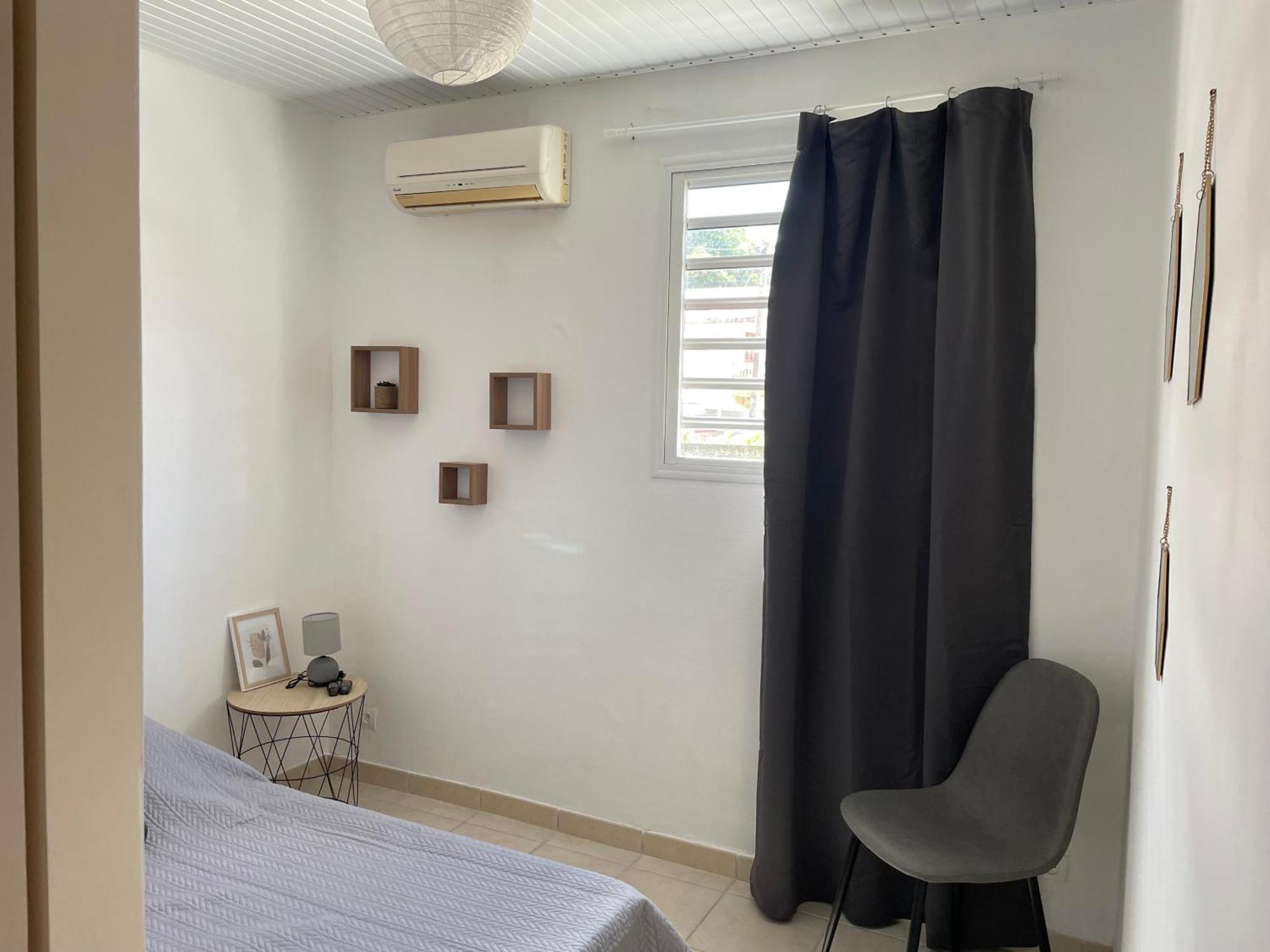 Cosy T3 Au Coeur De Sainte Anne Apartman Kültér fotó